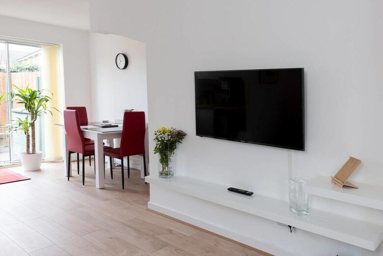 Apartamento Sleek 2br Home With Office/studio By Guestready