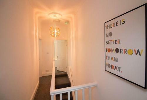 Apartamento The Metro 5-bed House