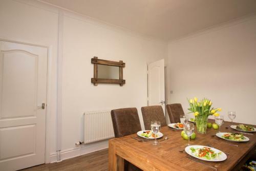 Apartamento The Metro 5-bed House