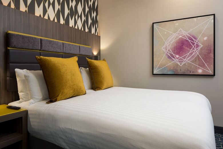 Aparthotel Roomzzz Manchester Corn Exchange