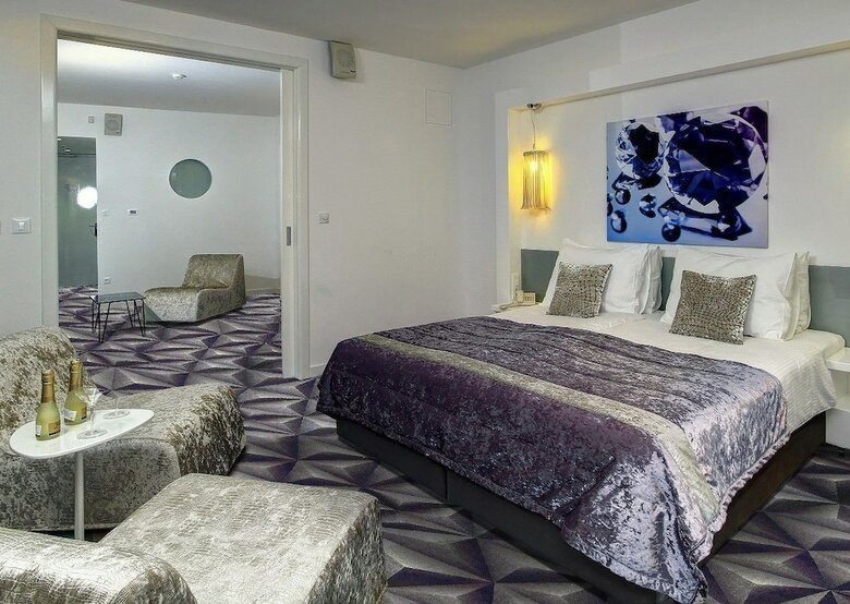 Hotel Luxe