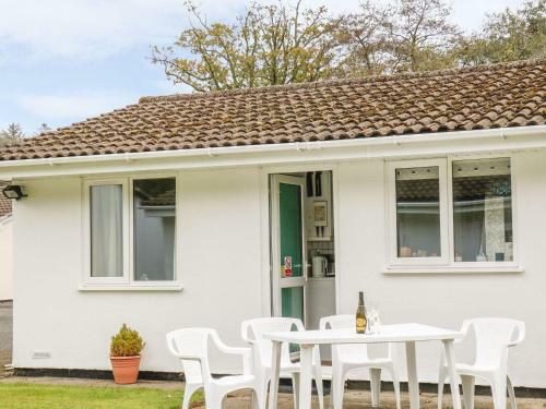 Meerkat Cottage, Liskeard