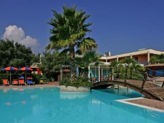 Hotel Sairon Club Village