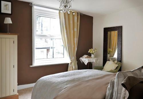 Bed & Breakfast Teardrop Cottage