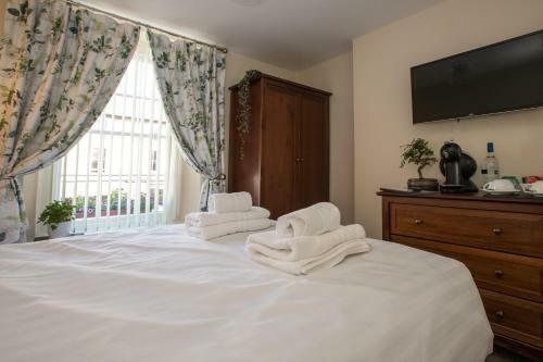 The Royal Oak Hotel