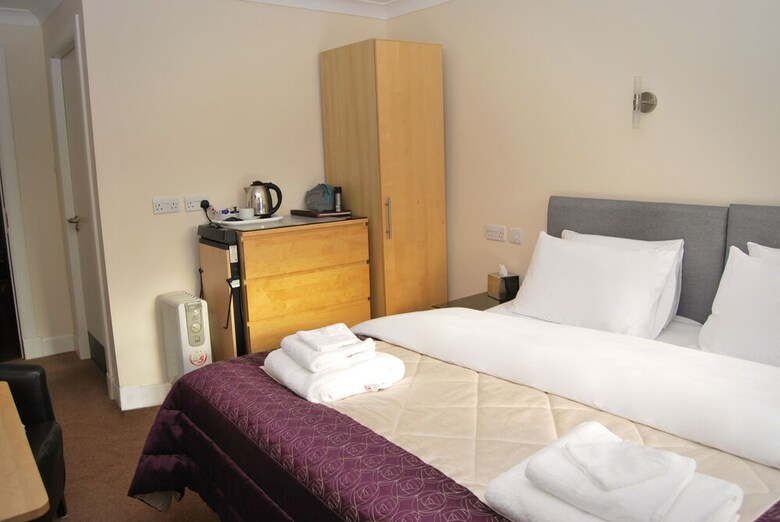 Hostal The Old School Guest House