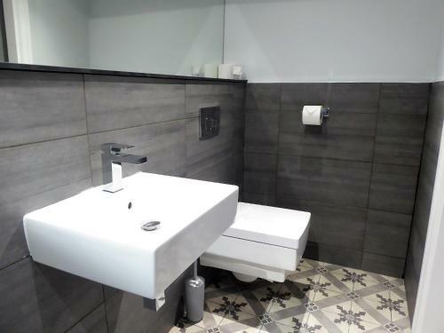 The Smeaton At Claremont Apartments