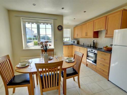 Holiday Home Whitehouse Close