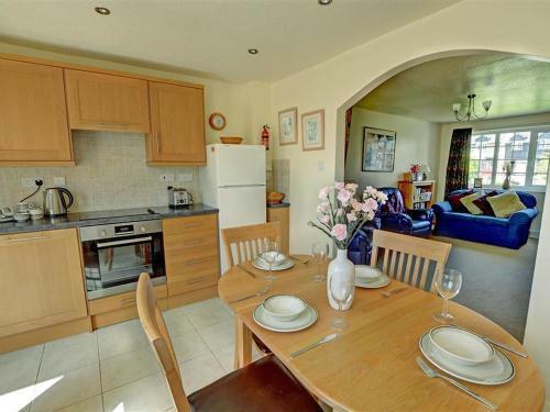 Holiday Home Whitehouse Close
