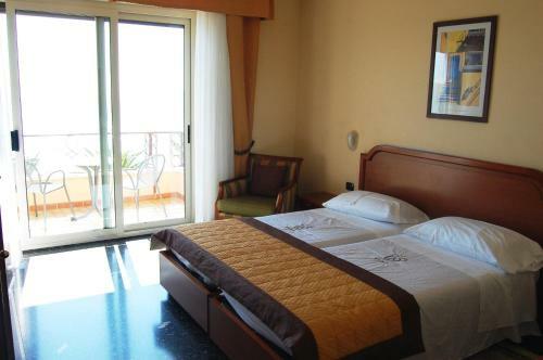 Hotel Moroni