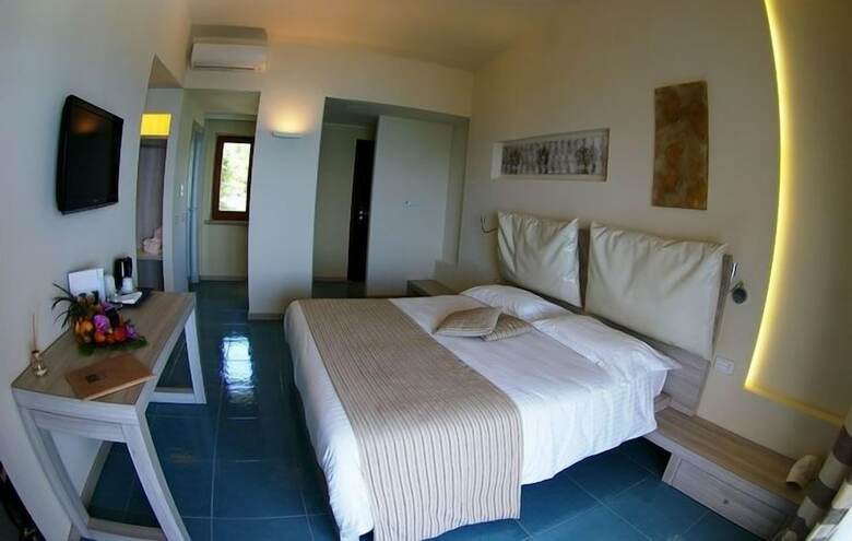 Hotel Villaggio Scoglio Della Galea