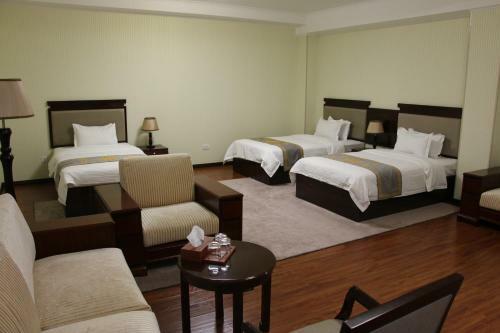 Hotel Zargaron Plaza