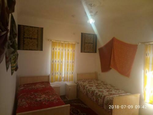 Hostal Al Hilol Guesthouse