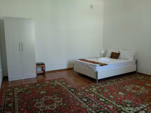 Hostal Hotel Apartments Silk Road