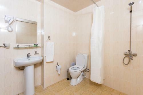 Hotel Makon Complex