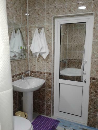 Bed & Breakfast Guest House Orzu