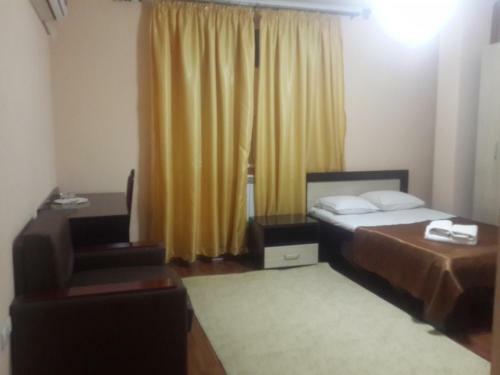 Hotel Gulmira And Ko On Reshetnikova 2 B