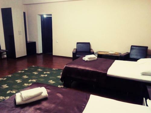 Hotel Gulmira And Ko On Reshetnikova 2 B