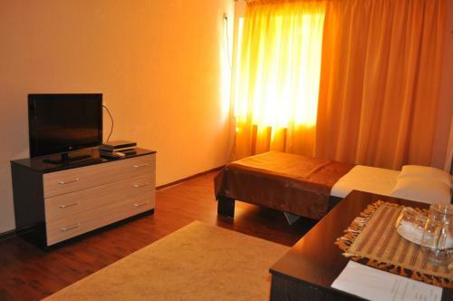 Hotel Gulmira And Ko On Reshetnikova 2 B