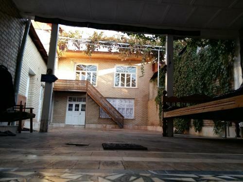 Hostal Fayz Guest House 2