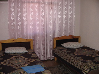 Hotel Rovshan