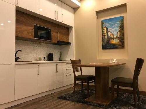Green City Apartment