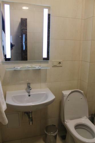 Bed & Breakfast Non-stop Economy Hotel