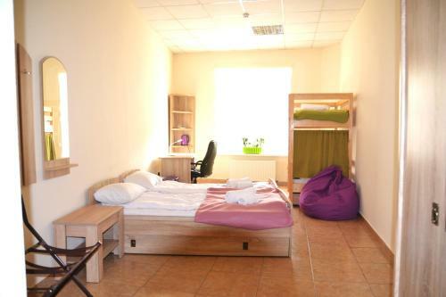 Coin Apartments & Hostel