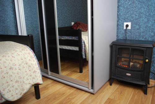 Room In Three Bedroom Flat