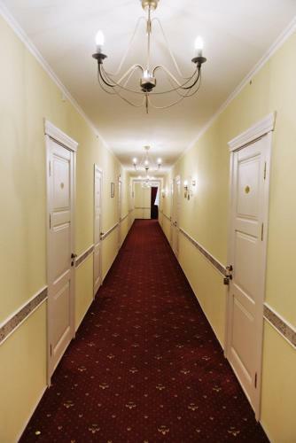 Hotel Central Magnat Cinema