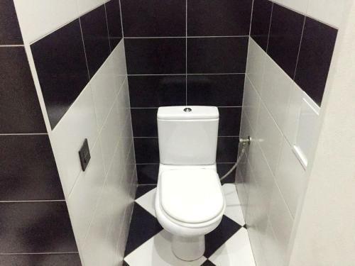 Apartment On Golovna Street - Center