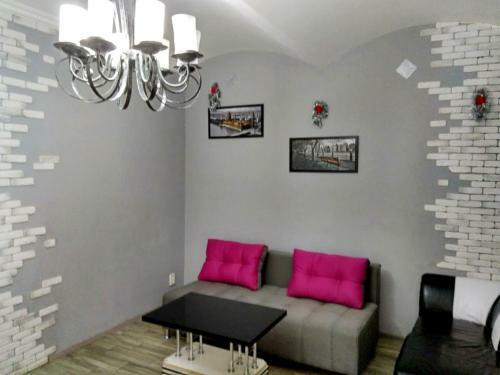 Apartment On Golovna Street - Center