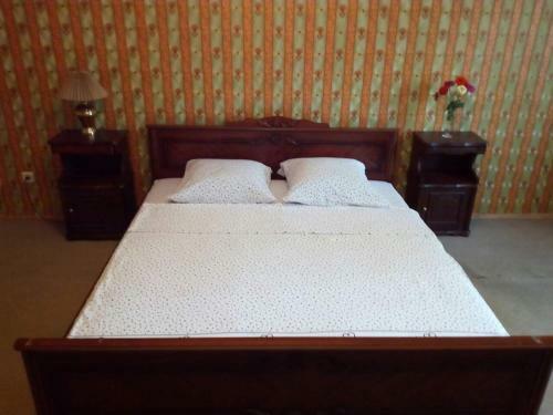 Large Apartment Near Sea