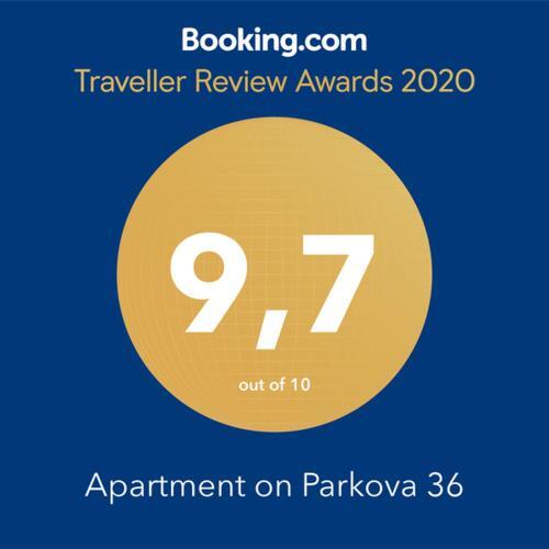 Apartment On Parkova 36