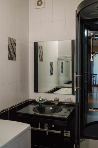Apartment On Parkova 36