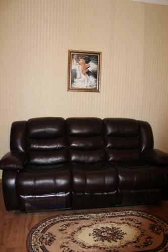 Apartment On Suvorov Avenue 67