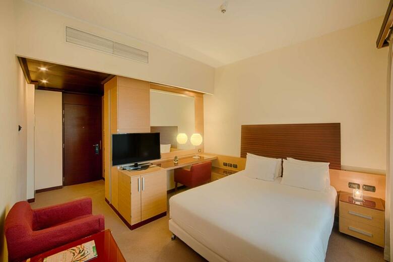 Hotel NH Milano 2