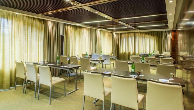 Hotel NH Milano 2