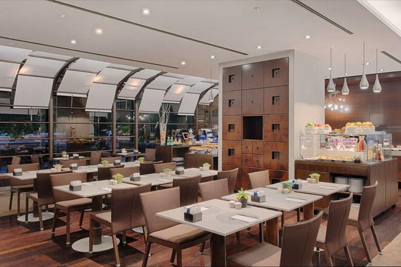 Hotel NH Milano 2
