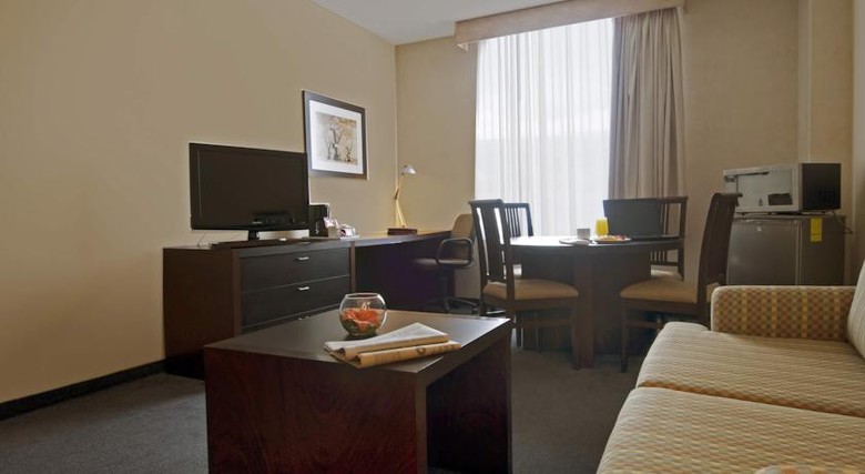 Hotel Fiesta Inn Perinorte