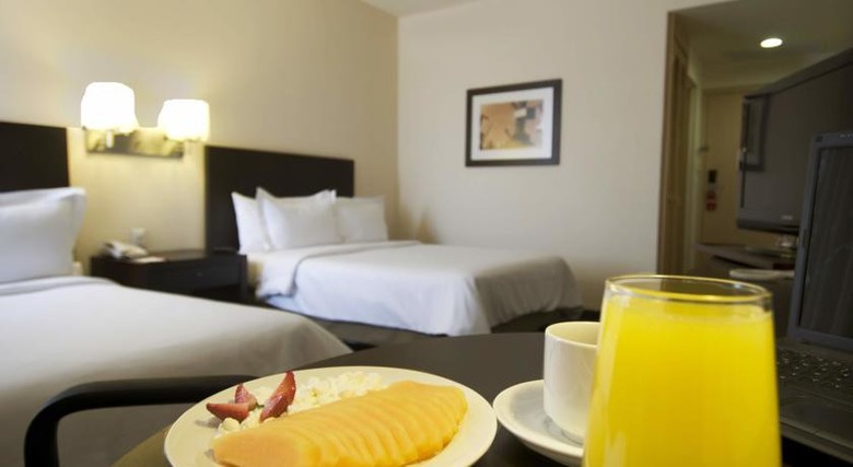 Hotel Fiesta Inn Perinorte
