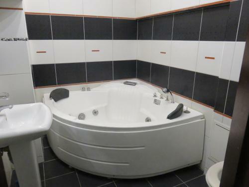 Apartment On Bolshaya Vasilkovskaya