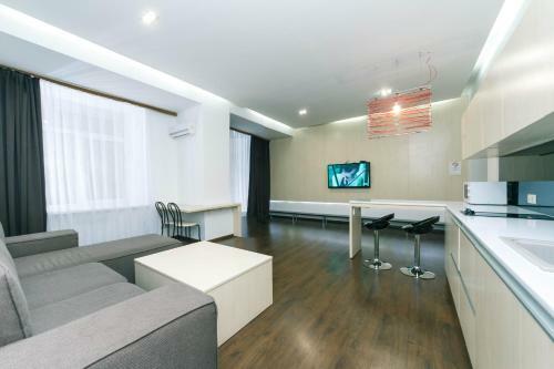 Vip Apartment On Kreschatik. With Terrace
