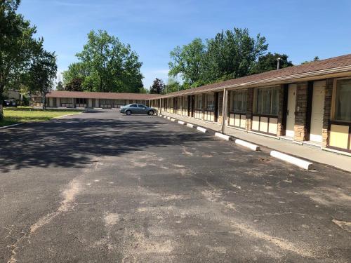 Grand Motel
