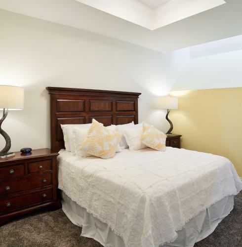 Vine Village Apartments