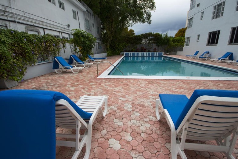 Tropics Hotel