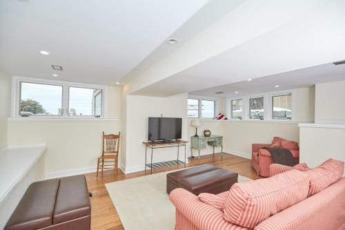 Executive Sunset Pointe