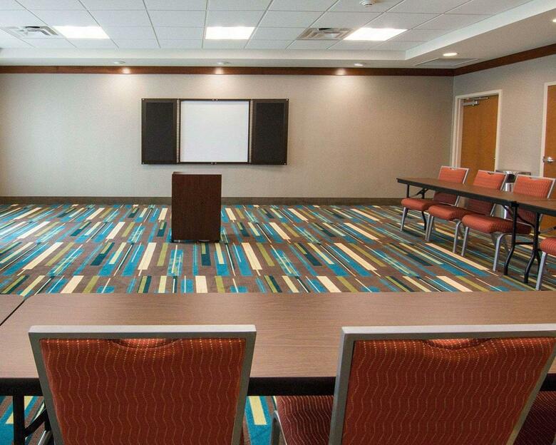 Hotel Comfort Suites Bossier City