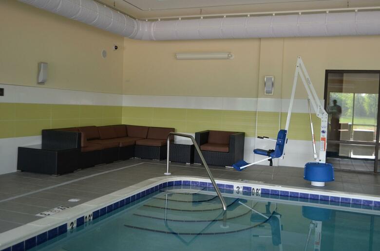 Hotel Comfort Suites Bossier City