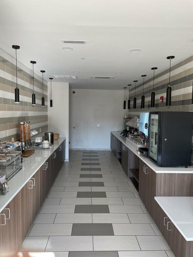Holiday Inn Express Hotel & Suites Ankeny-des Moines